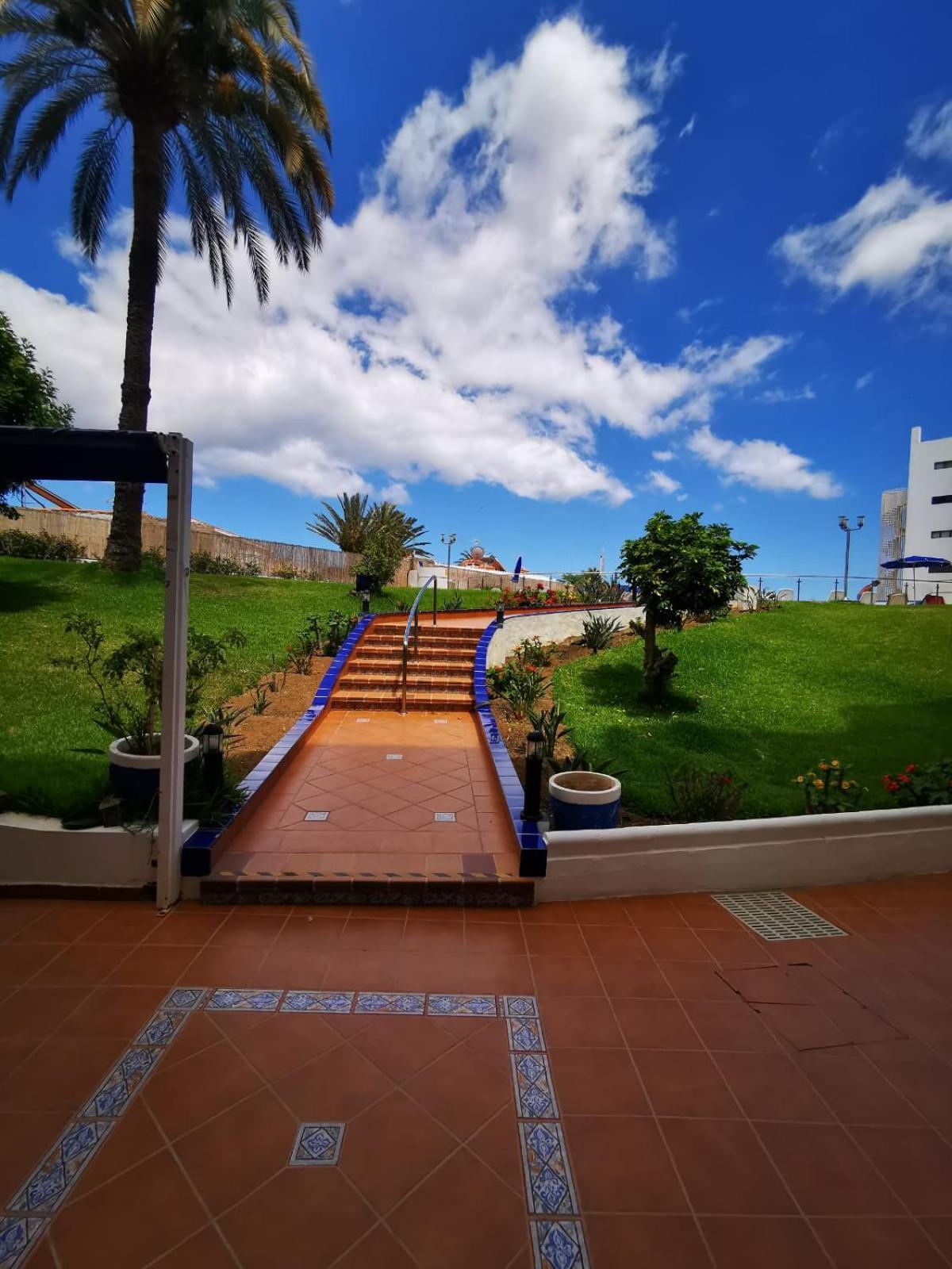Apartament Tamaran *